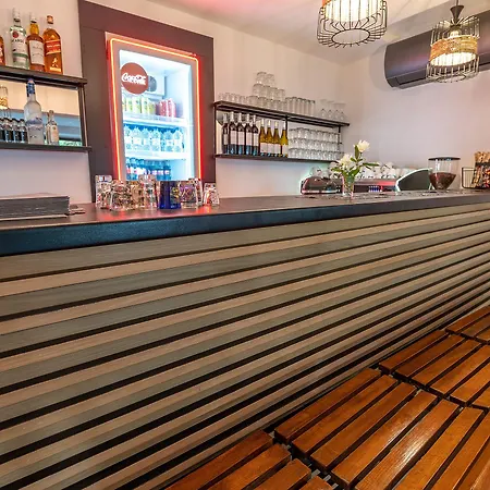 Genesis 4* Káto Loutrákion